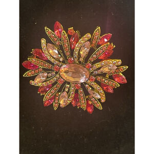 Brooch Pin Pink Rhinestone Flower Gold Tone 2.5” Corpcore VTG Inspired